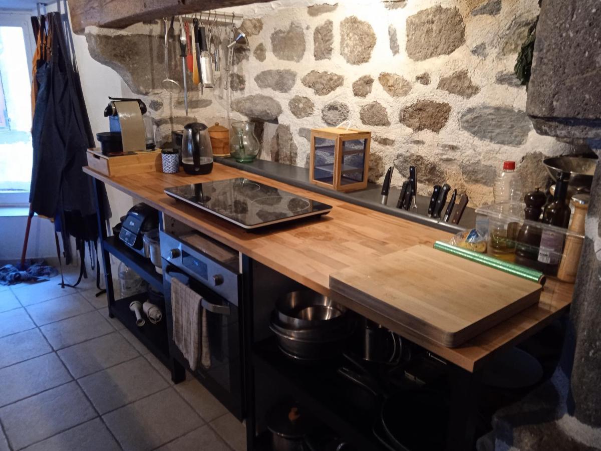 Tour Medievale De L'An Mille Apartment Loudes ภายนอก รูปภาพ