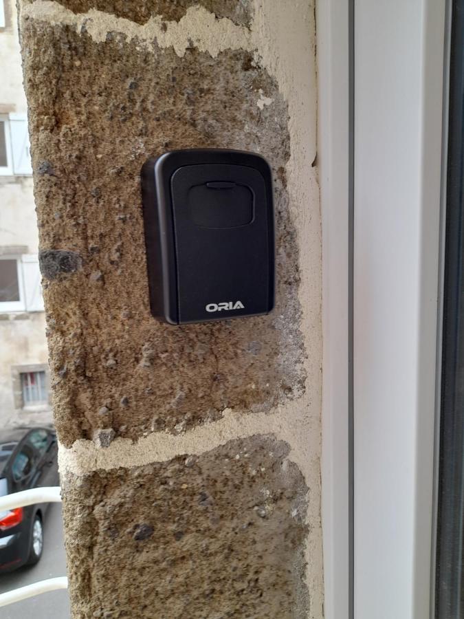 Tour Medievale De L'An Mille Apartment Loudes ภายนอก รูปภาพ